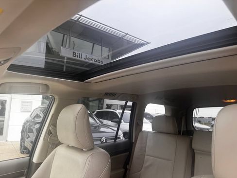 Used 2014 Lexus GX 460 w/ Premium Package AWD/4WD image 17