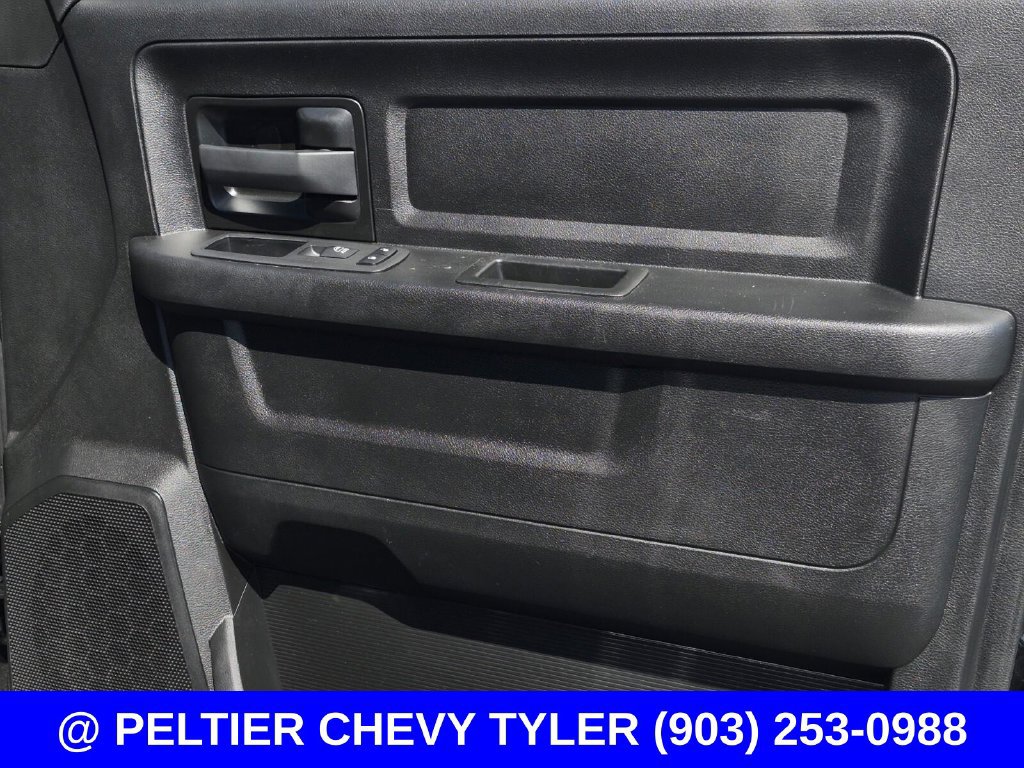 Used 2024 RAM 2500 Tradesman w/ Chrome Appearance Group AWD/4WD image 14