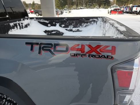 Used 2021 Toyota Tacoma TRD Off-Road image 42