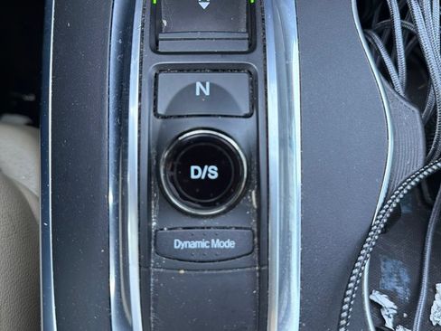 Used 2017 Acura MDX FWD image 34
