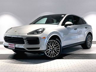 Used 2022 Porsche Cayenne S video 1