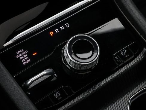 Used 2024 Jeep Grand Cherokee Limited 4xe image 31