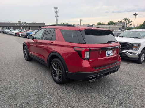 Certified 2025 Ford Explorer ST w/ Sun And Sound Package AWD/4WD image 5