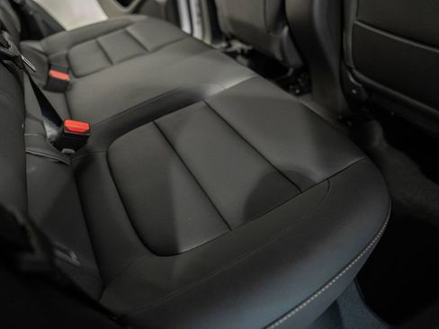 Used 2025 Chevrolet TrailBlazer ACTIV FWD image 34
