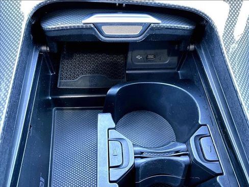 Certified 2022 Mercedes-Benz C 300 4MATIC Sedan image 26