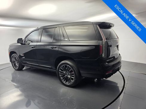 Used 2024 Cadillac Escalade V AWD/4WD image 6