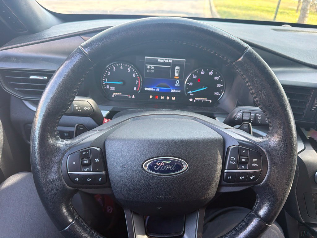 Used 2020 Ford Explorer XLT AWD/4WD image 5