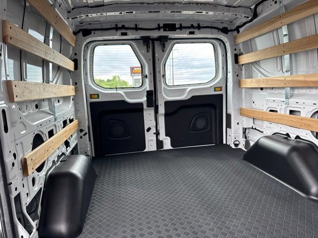 Used 2025 Ford Transit 250 Low Roof w/ Exterior Upgrade Package RWD image 19