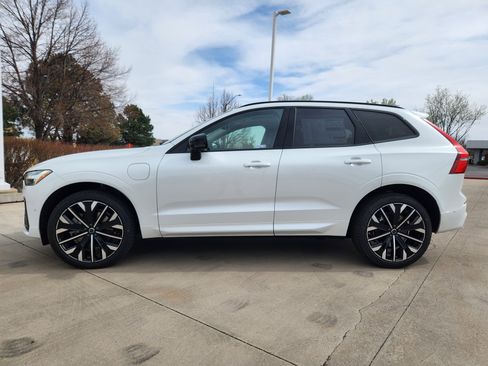 New 2026 Volvo XC60 T8 Ultra w/ Protection Package Premier AWD/4WD image 4