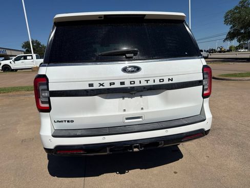 Used 2023 Ford Expedition Limited AWD/4WD image 6