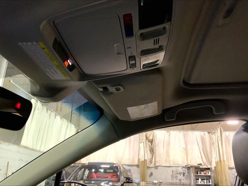 Used 2019 Subaru Outback 2.5i Limited image 36