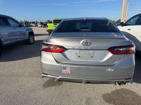 Used 2024 Toyota Camry SE image 5