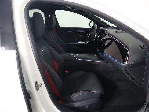 New 2026 Mercedes-Benz E 53 AMG e 4MATIC Sedan image 22