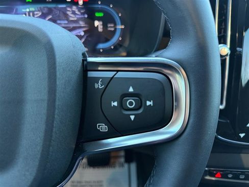 Used 2024 Volvo C40 P8 Recharge Ultimate w/ Protection Package Premier image 29