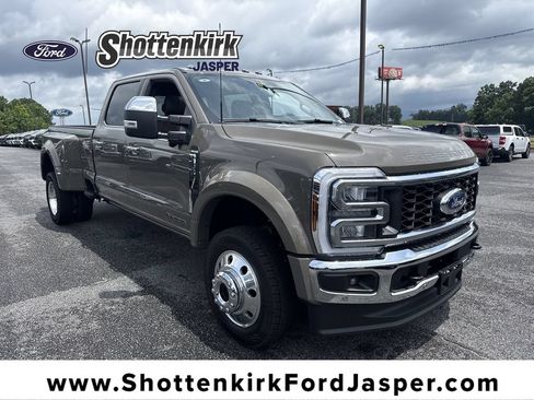Used 2026 Ford F450 King Ranch w/ Chrome Package AWD/4WD image 1
