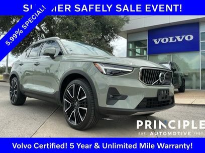 Certified 2024 Volvo XC40 B5 Plus w/ Climate Package