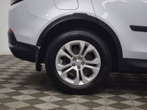 Used 2020 Land Rover Discovery Sport SE image 32