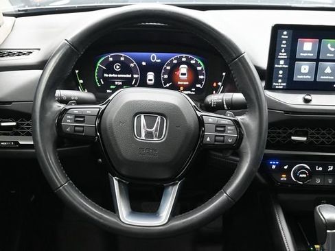 Used 2023 Honda Accord Touring image 23