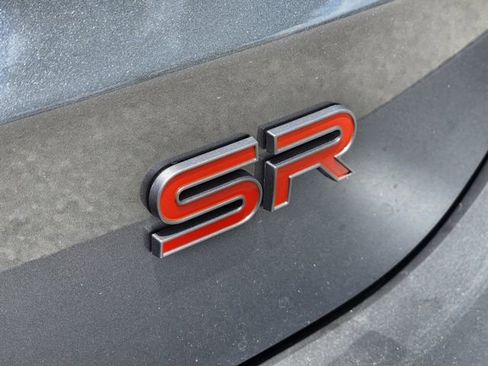 New 2025 Nissan Kicks SR image 8