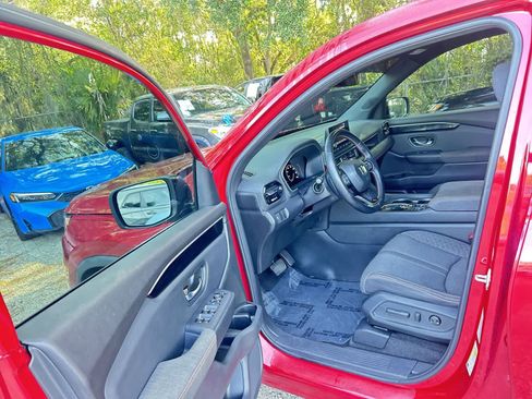 Certified 2023 Honda Pilot Sport image 10