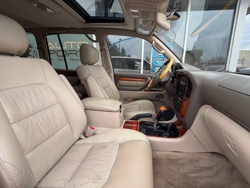 Used 2001 Lexus LX 470 4WD image 13