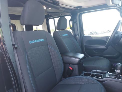 Used 2021 Jeep Wrangler Unlimited Sport AWD/4WD image 29