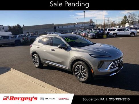 Certified 2025 Buick Envision Preferred image 1