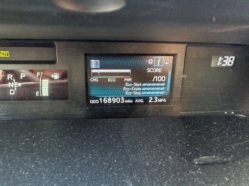 Used 2017 Toyota Prius V Three FWD image 10