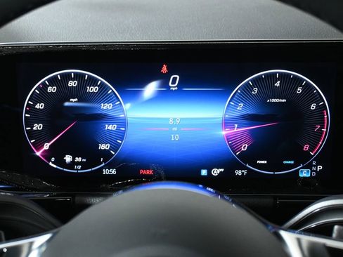 New 2025 Mercedes-Benz GLA 250 4MATIC image 16