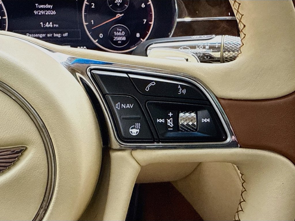 Certified 2020 Bentley Flying Spur W12 AWD/4WD image 12