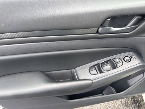 Certified 2025 Nissan Altima 2.5 S image 12