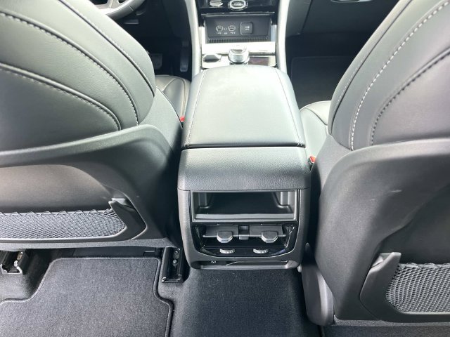 New 2027 Jeep Grand Cherokee Limited AWD/4WD image 18
