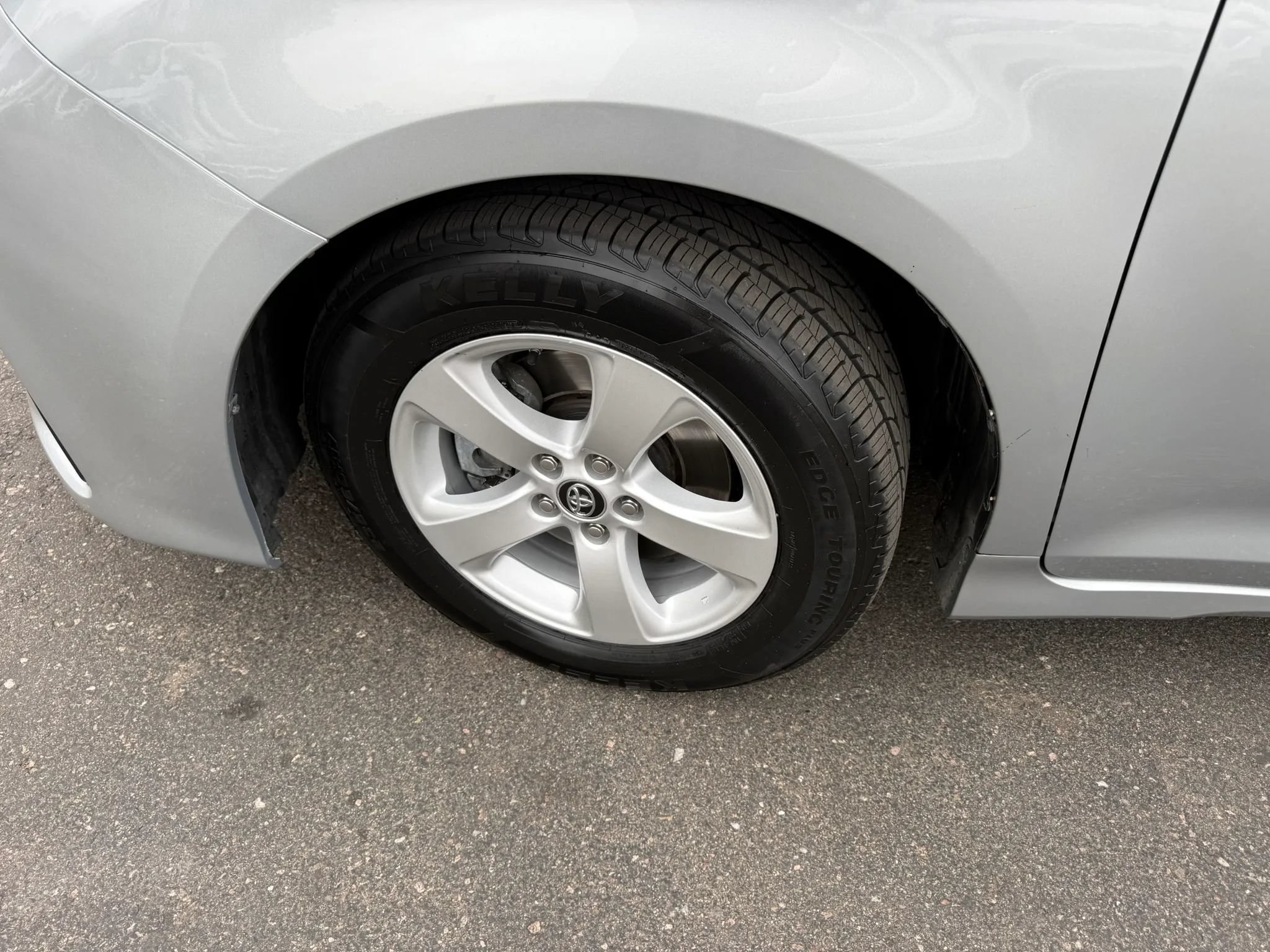 Used 2019 Toyota Sienna LE FWD image 9