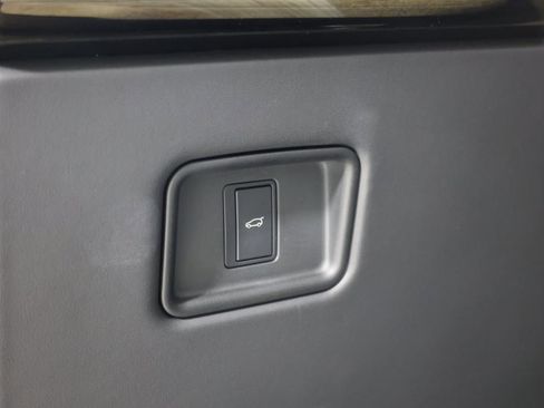 Used 2024 Land Rover Range Rover Sport Dynamic SE image 24