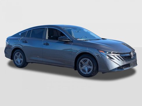 New 2026 Nissan Sentra SR FWD image 7