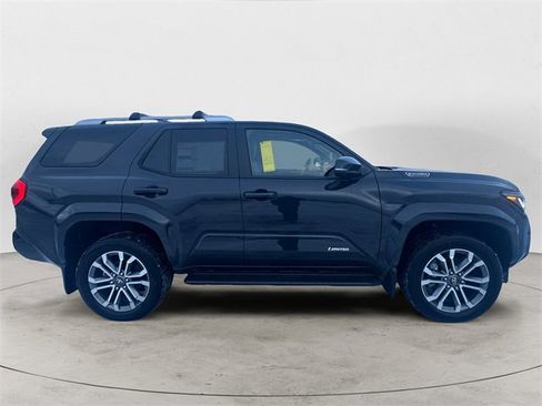 New 2025 Toyota 4Runner Limited image 6