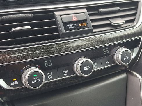 Used 2019 Honda Accord Sport image 16