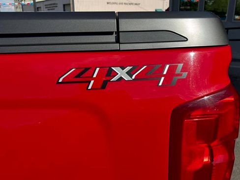Used 2018 Chevrolet Silverado 1500 LTZ w/ High Desert Package AWD/4WD image 9