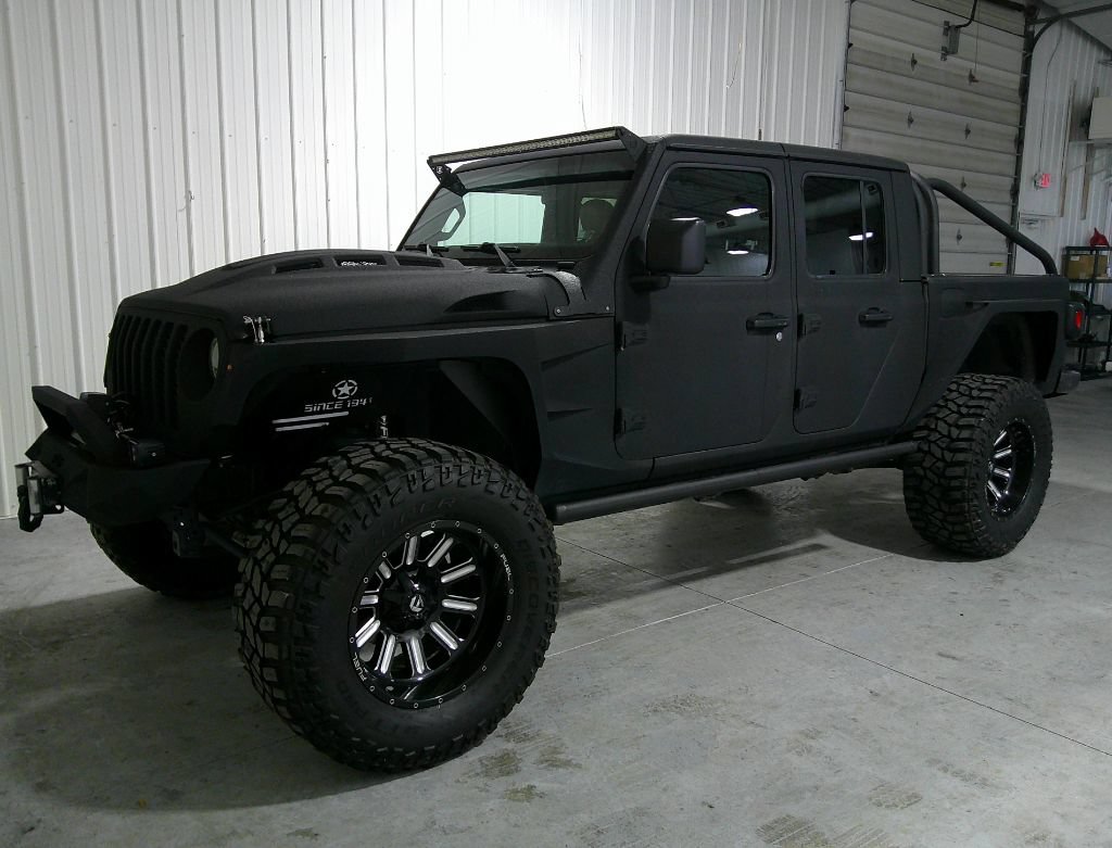 Used 2020 Jeep Gladiator Sport w/ Quick Order Package 24S AWD/4WD image 23