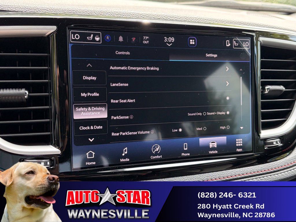 New 2027 Chrysler Pacifica Select AWD/4WD image 13