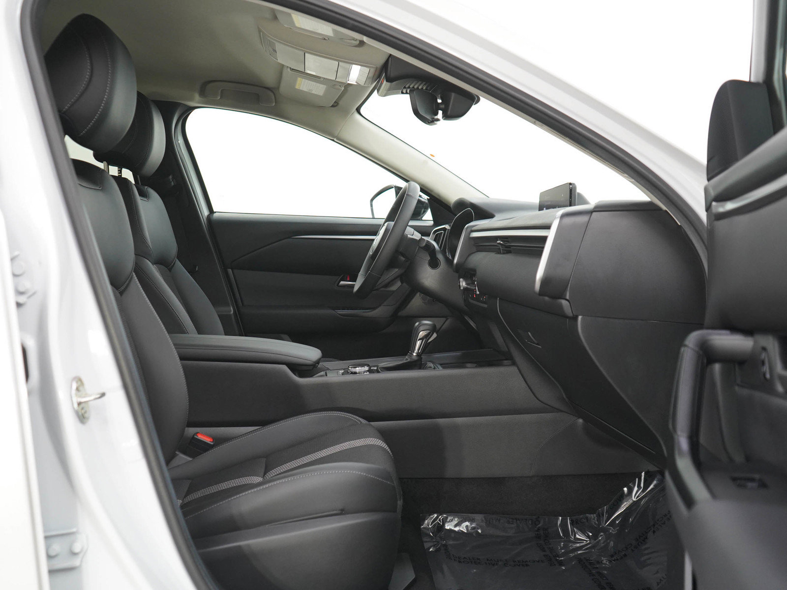Used 2025 MAZDA CX-50 AWD 2.5 S w/ Preferred Package image 11