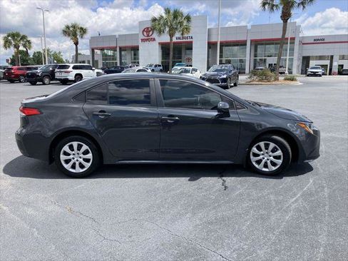 Certified 2025 Toyota Corolla LE FWD image 6