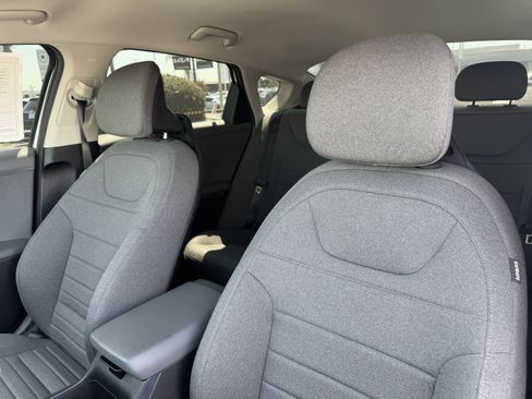 Certified 2025 Kia K4 EX FWD image 16
