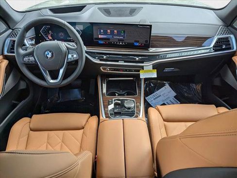 Used 2026 BMW X5 sDrive40i w/ Premium Package image 15