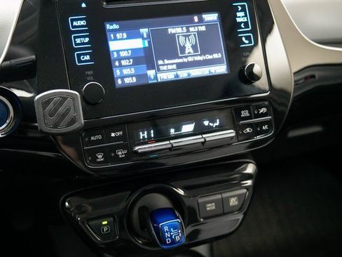 Used 2016 Toyota Prius Two image 18