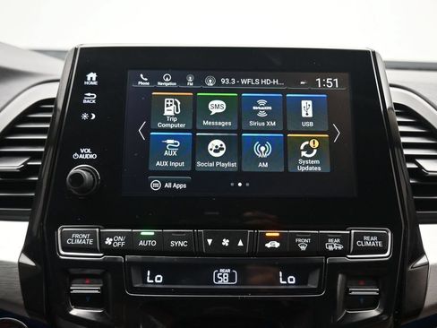 Used 2018 Honda Odyssey Elite image 17