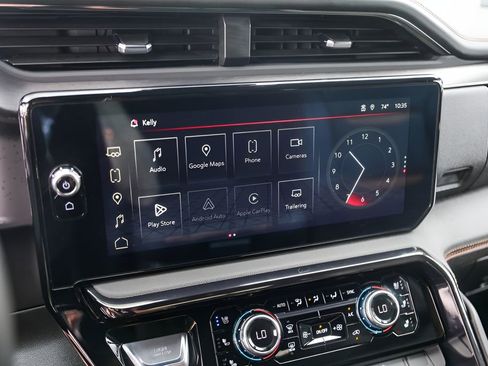 Used 2024 GMC Sierra 1500 AT4 w/ Technology Package image 19