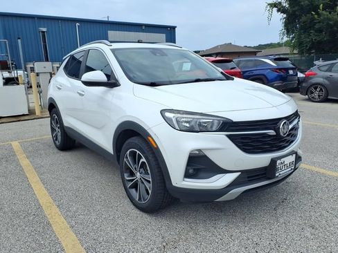 Used 2021 Buick Encore GX Select AWD/4WD image 4