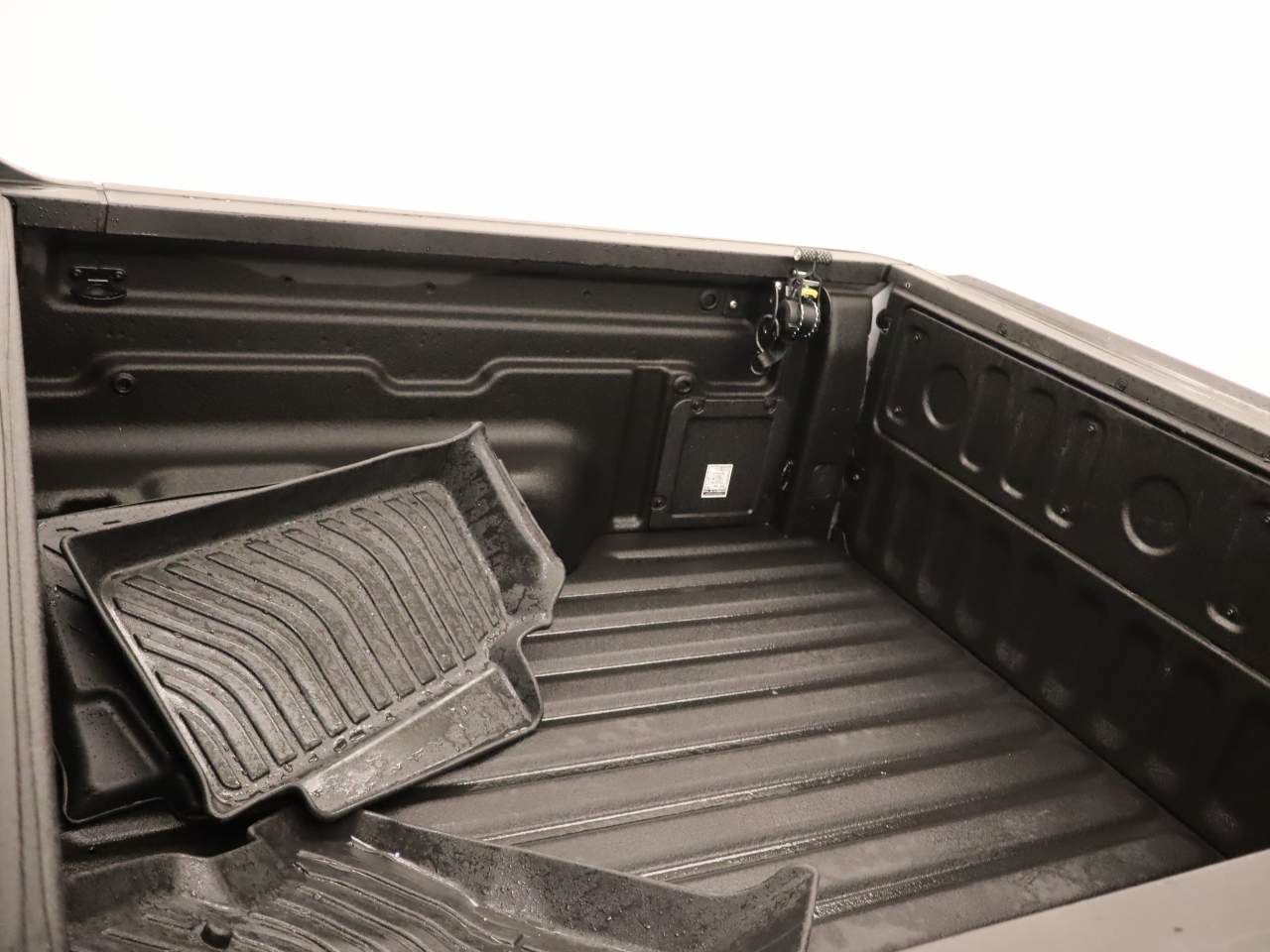 Used 2025 Ford Maverick XL FWD image 18
