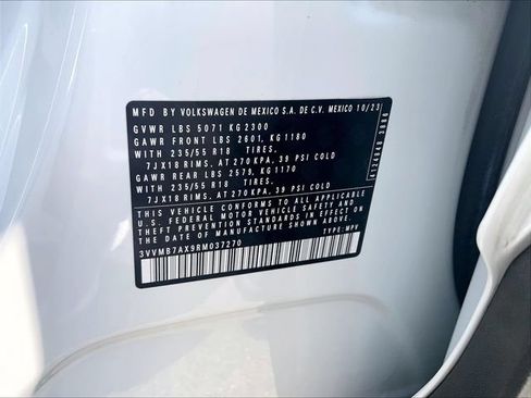 Used 2024 Volkswagen Tiguan SE AWD/4WD image 32